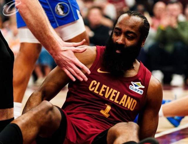 仅得13+5！输球和哈登无关，阿特金森赛后揽责，米切尔也说出事实